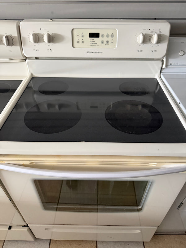 Bisque Frigidaire Glass Top Electric Range