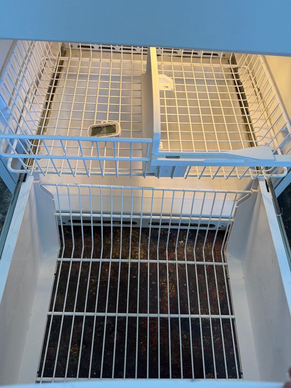19 Cu. Ft. Bisque Amana Bottom Freezer Refrigerator