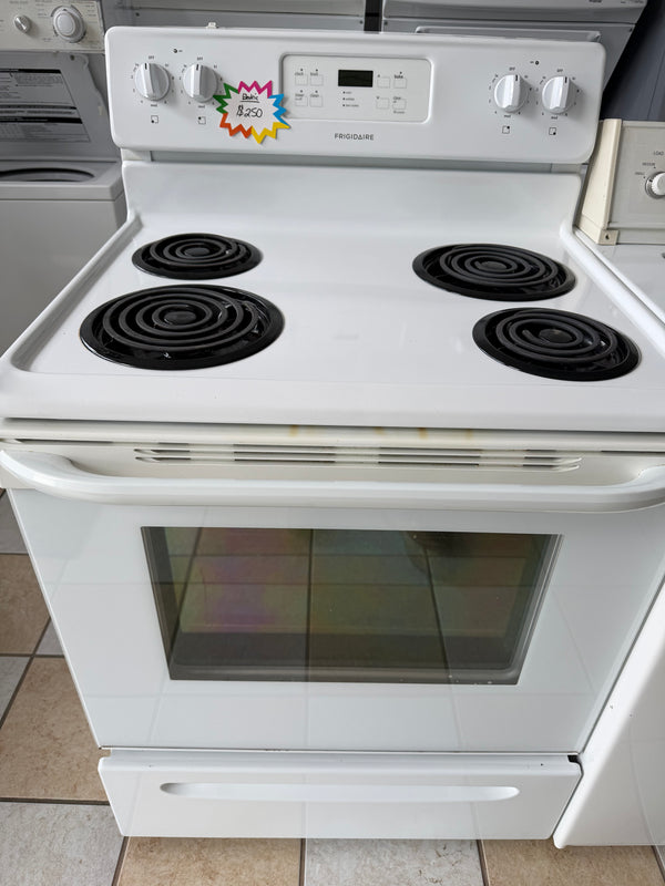 30” Freestanding White Frigidaire Coil Top Electric Range