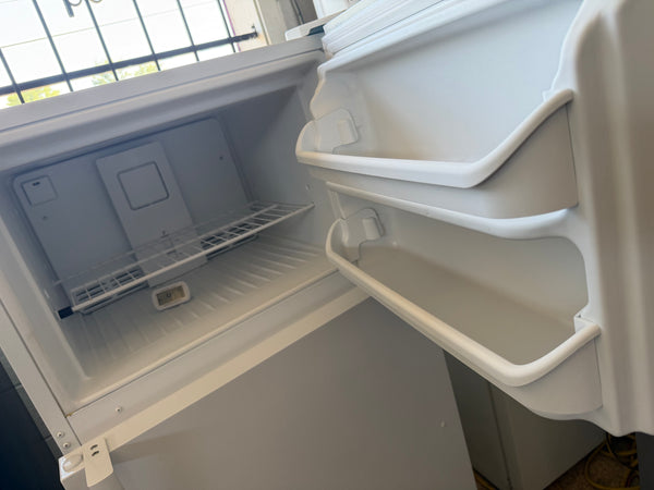 White 16 Cu. Ft. Frigidaire Refrigerator