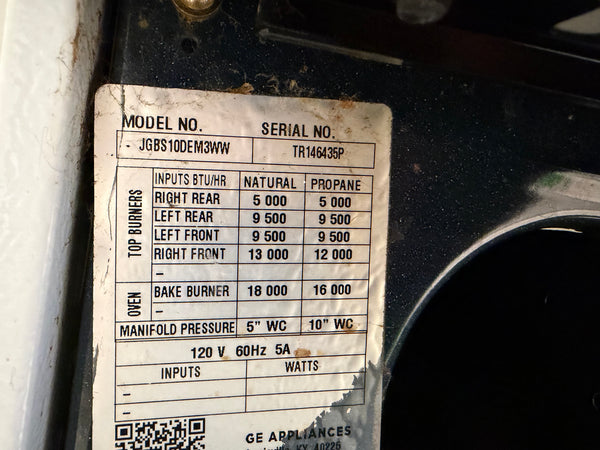 30” White GE Gas Range