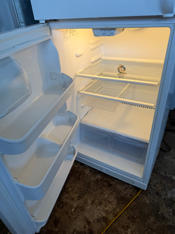 White 17 Cu. Ft. Frigidaire Refrigerator