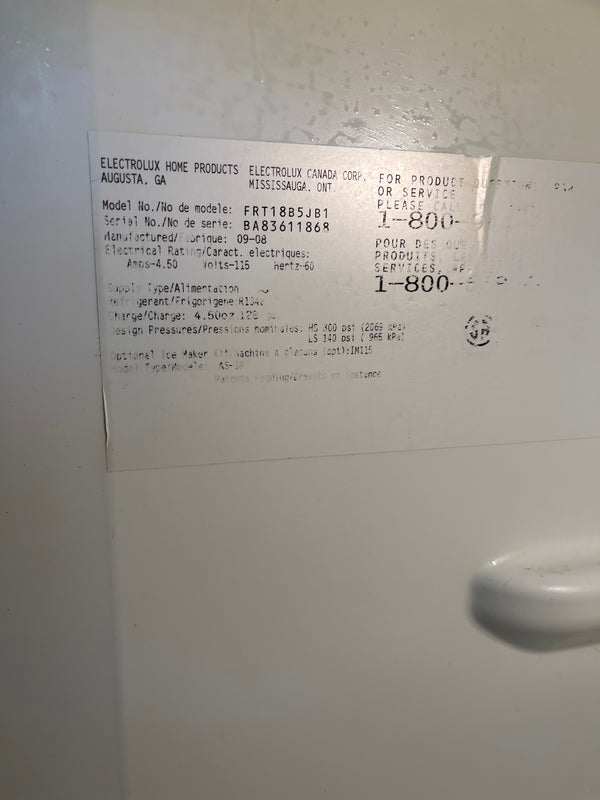 18 cu ft Frigidaire Top-freezer Refrigerator